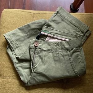 Chino khaki pants